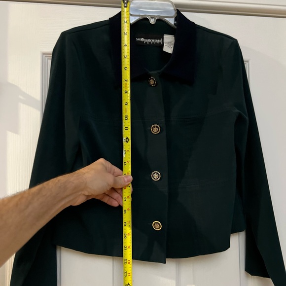 Ladies Size 8P  Sag Harbor Jacket with Gold Buttons GUC - Picture 5 of 7
